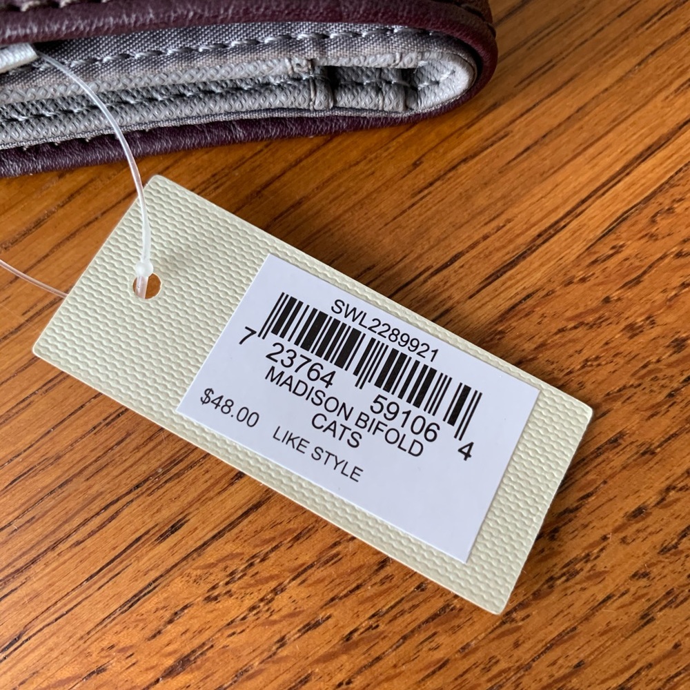 NWT FOSSIL Madison Bifold Wallet CATS π - Picture 3 of 6
